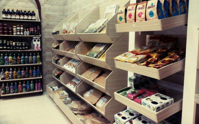 فروشگاه محصولات ارگانیک و طبیعی و سنتی طبیعت نو - تهران